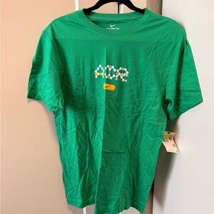 Nike Men's Green Tee